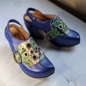 John Fluevog "Prepare Find Platform Mary Jane"